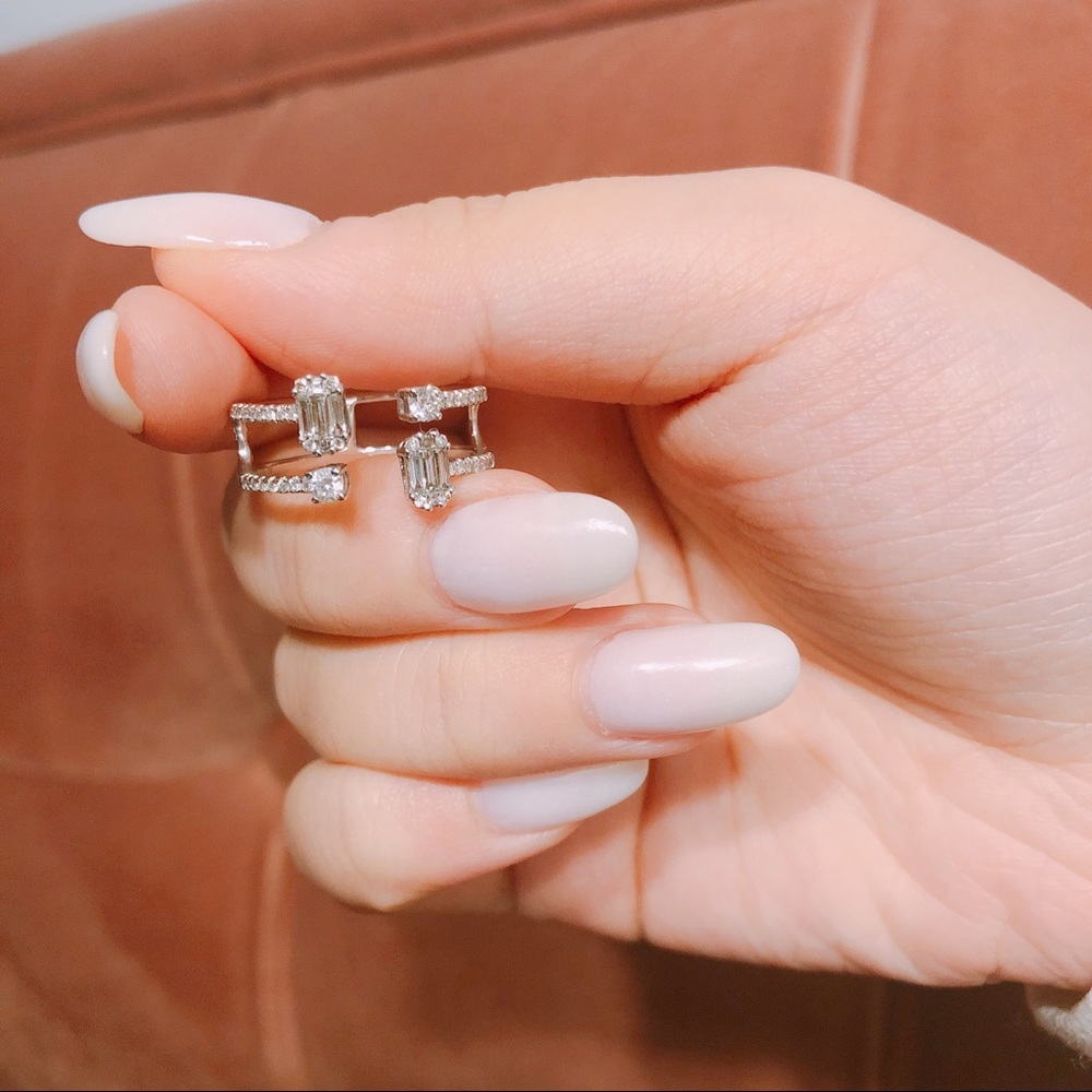 Baguette and Round Diamonds Open Ring